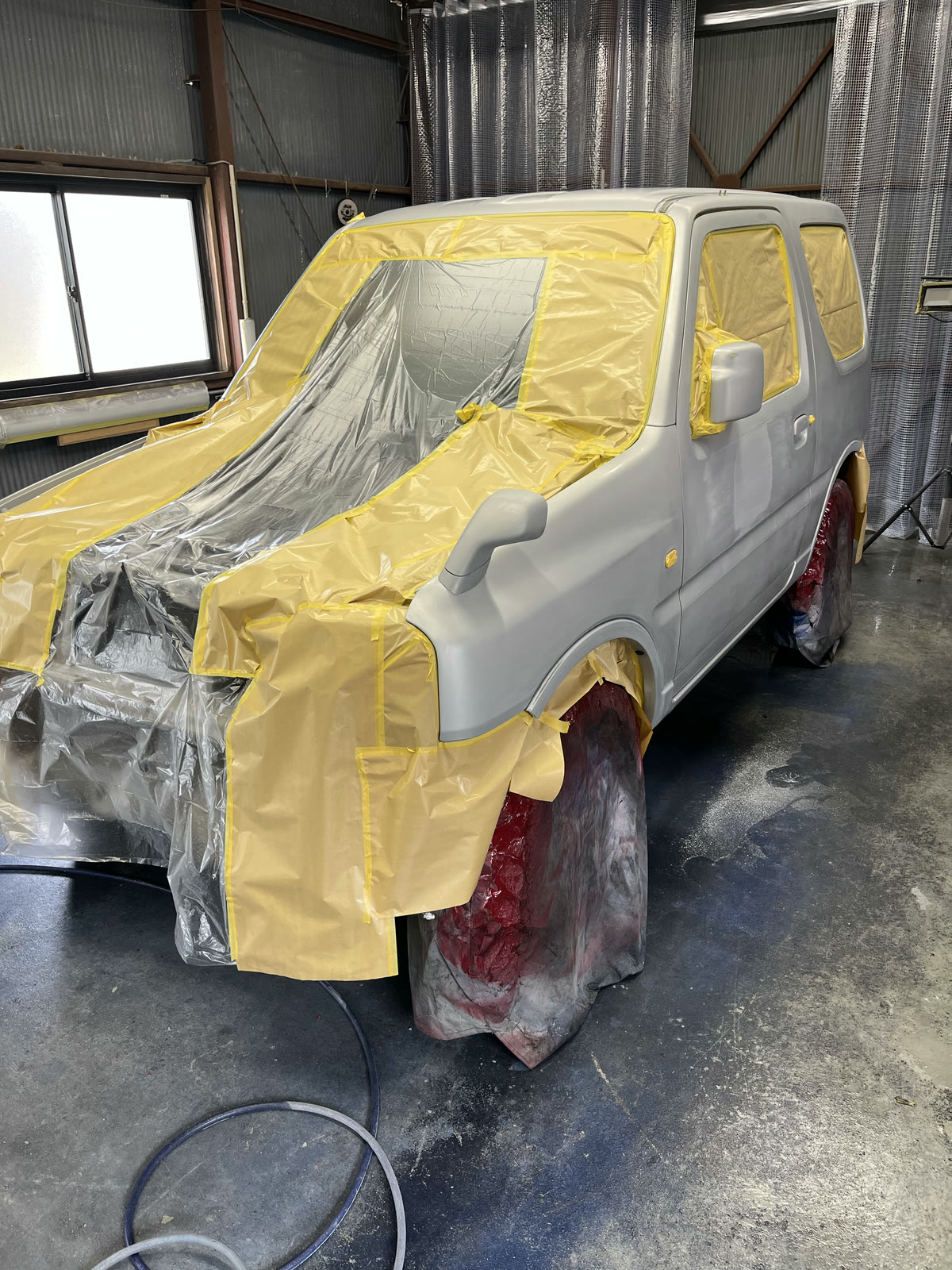 ジムニーJB23 全塗装 マスキング 施工中